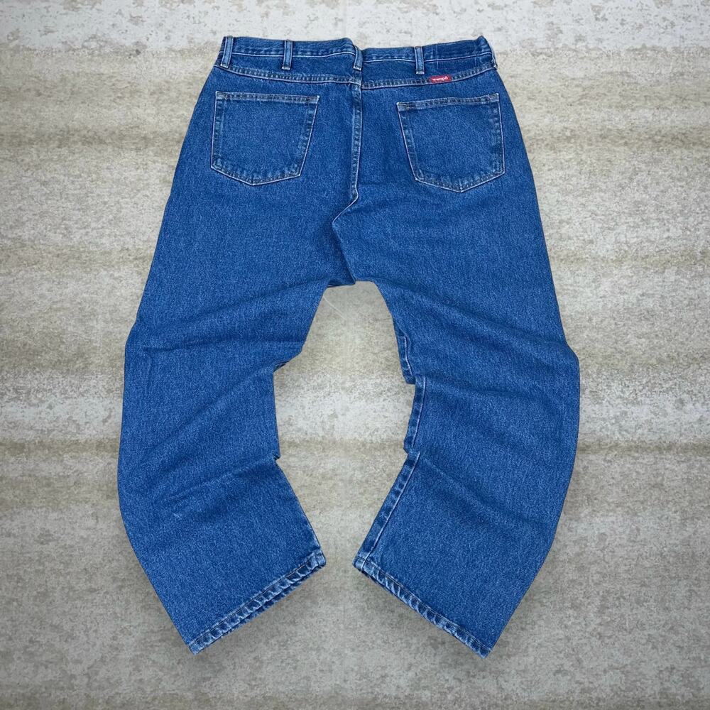 Vintage Y2K Wrangler Jeans 38x29 Relaxed Fit Medium Wash Denim